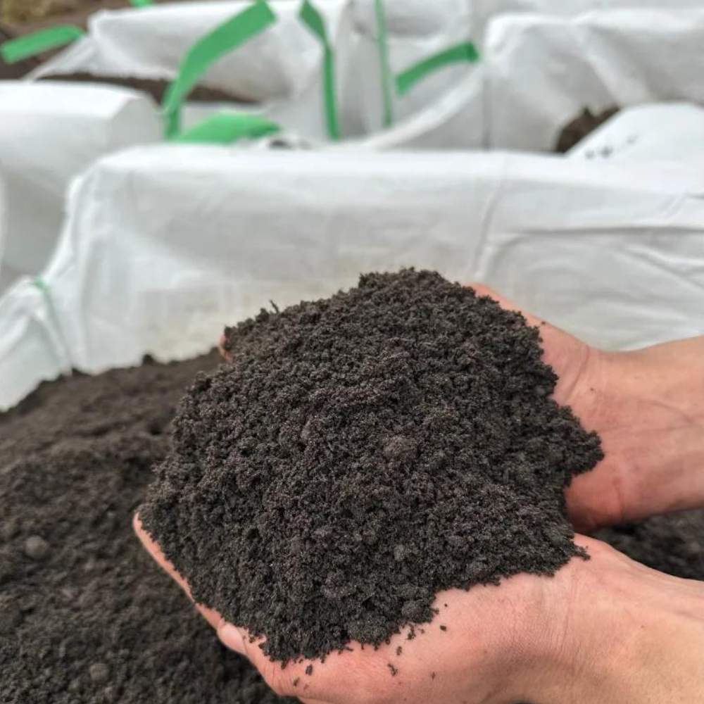 Premium Screened Topsoil - Bulk Bag
